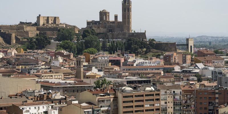 Lleida. La Suda i la Seu Vella des del castell de Gardeny. FOTO: Catalunya-Palau Robert