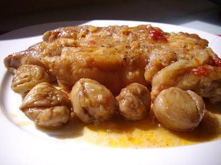 Peus de porc amb castanyes