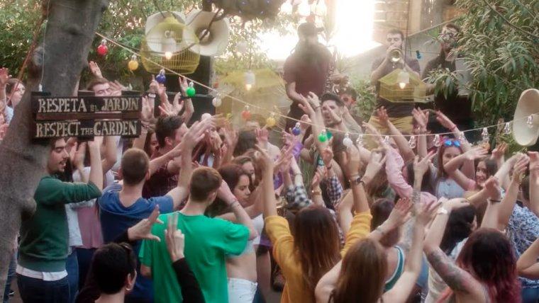 Imatge del videoclip de Txarango