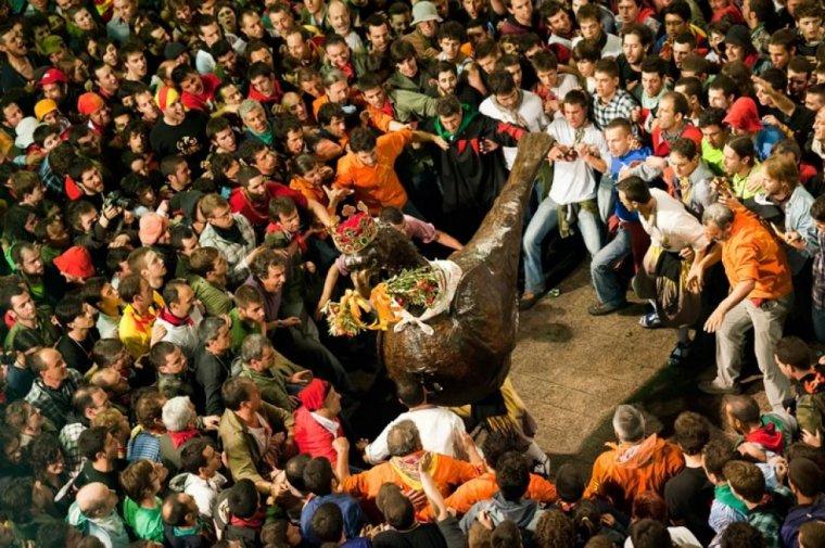 qu-se-celebra-amb-la-patum