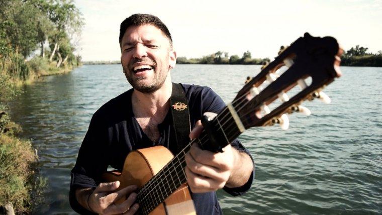 El cantautor ebrenc Joan Rovira