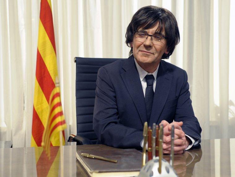 Queco Novel interpretando Puigdemont