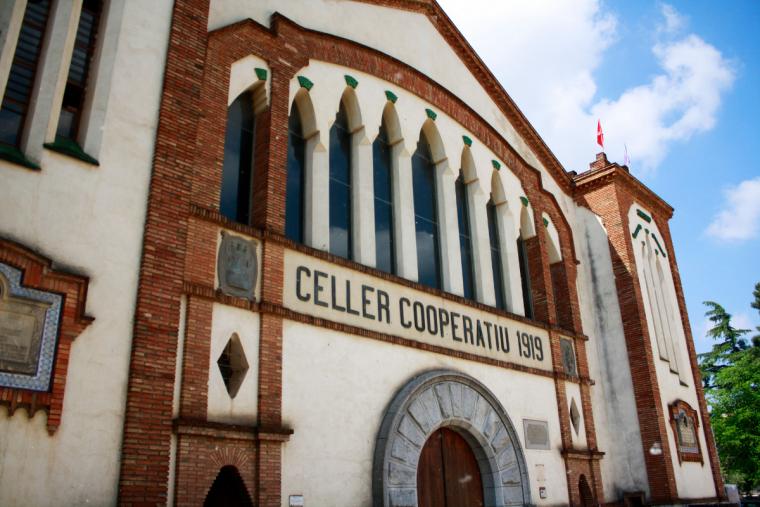 L'edifici del Celler Modernista de Falset | Cedida L'edifici del Celler Modernista de Falset | Cedida