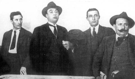 Salvador Seguí, el segundo por la izquierda
