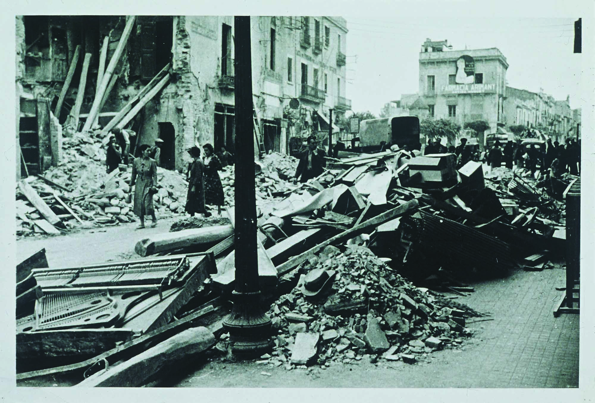 La ciutat bombardejada de Granollers.