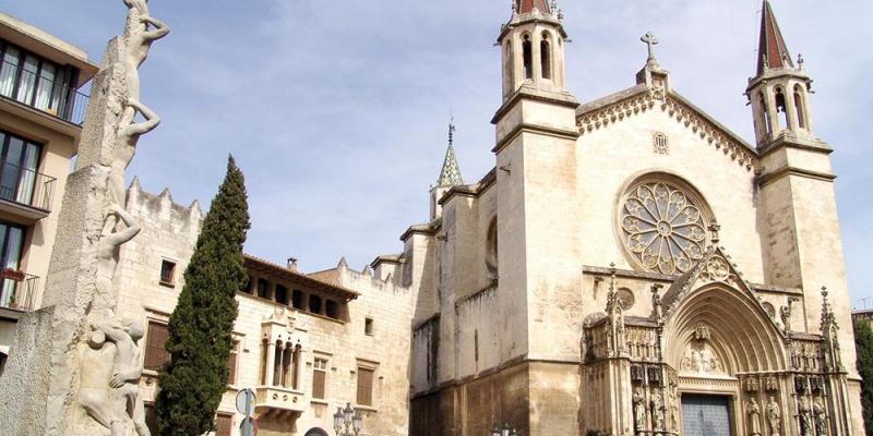 Basílica de Santa Maria a Vilafranca Basílica de Santa Maria a Vilafranca
