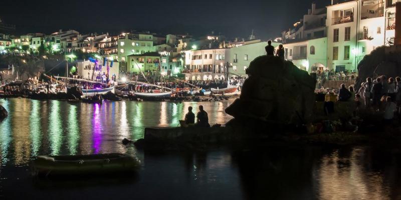 Cantada d'havaneres a Calella de Palafrugell