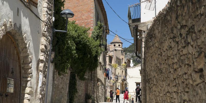 Carrer Majorr de La Febró. FOTO Catalunya Palau Robert Carrer Majorr de La Febró. FOTO Catalunya Palau Robert