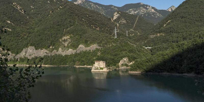 Sant Salvador de la Vedella. FOTO: Catalunya-Palau Robert Sant Salvador de la Vedella. FOTO: Catalunya-Palau Robert