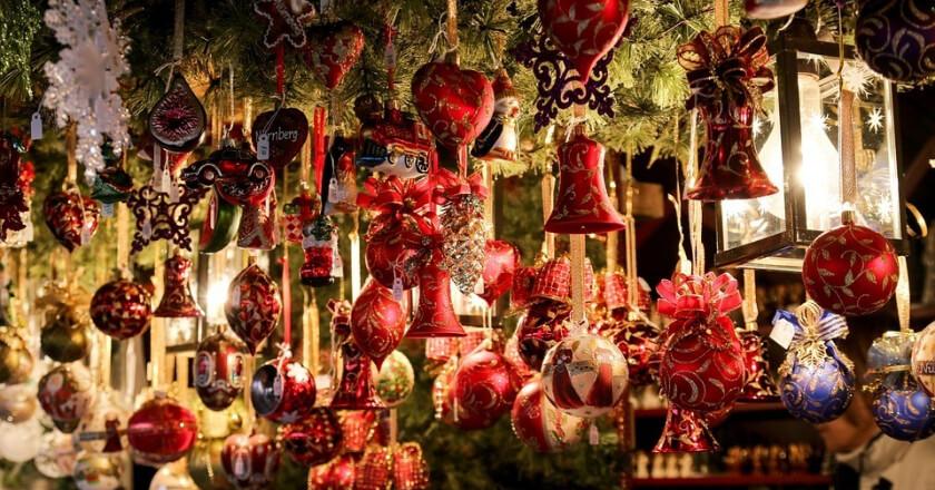 Les Fires de Nadal omplen places i carrers.