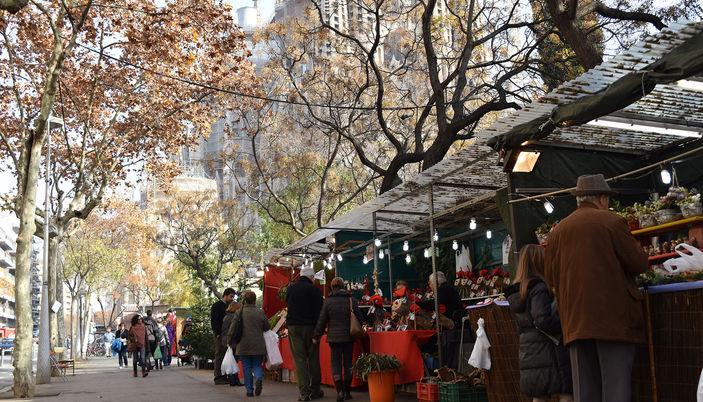 Feria de Navidad a la Sagrada Familia.