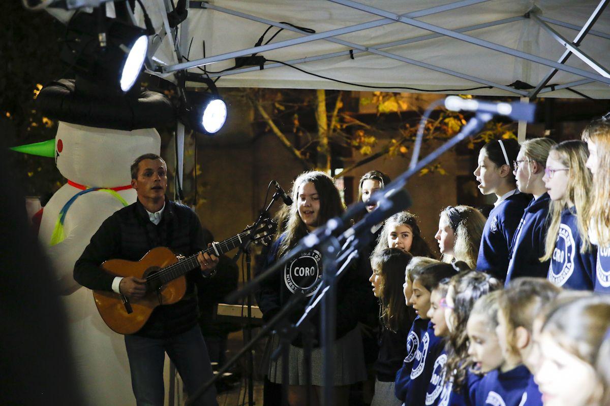 Cantada de Nadales a Sant Cugat del Vallès. FOTO: Yves Dimant Cantada de Nadales a Sant Cugat del Vallès. FOTO: Yves Dimant