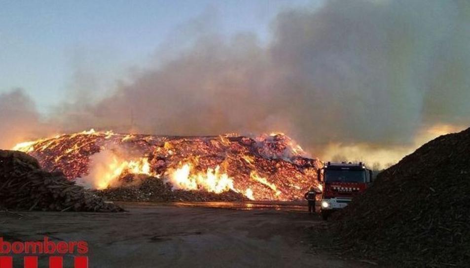 Imagen del incendio de Horta de Sant Joan