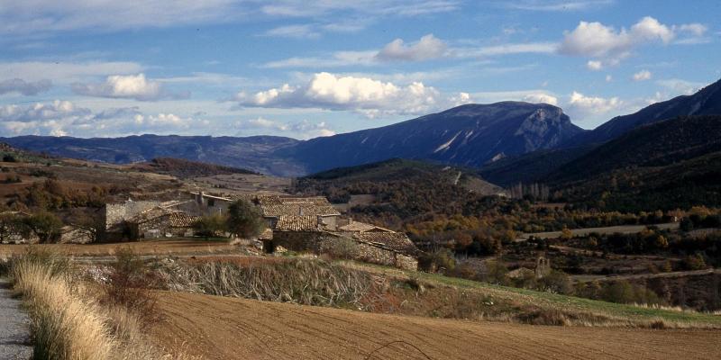 Sant Esteve de la Sarga. FOTO: Catalunya-Palau Robert Sant Esteve de la Sarga. FOTO: Catalunya-Palau Robert