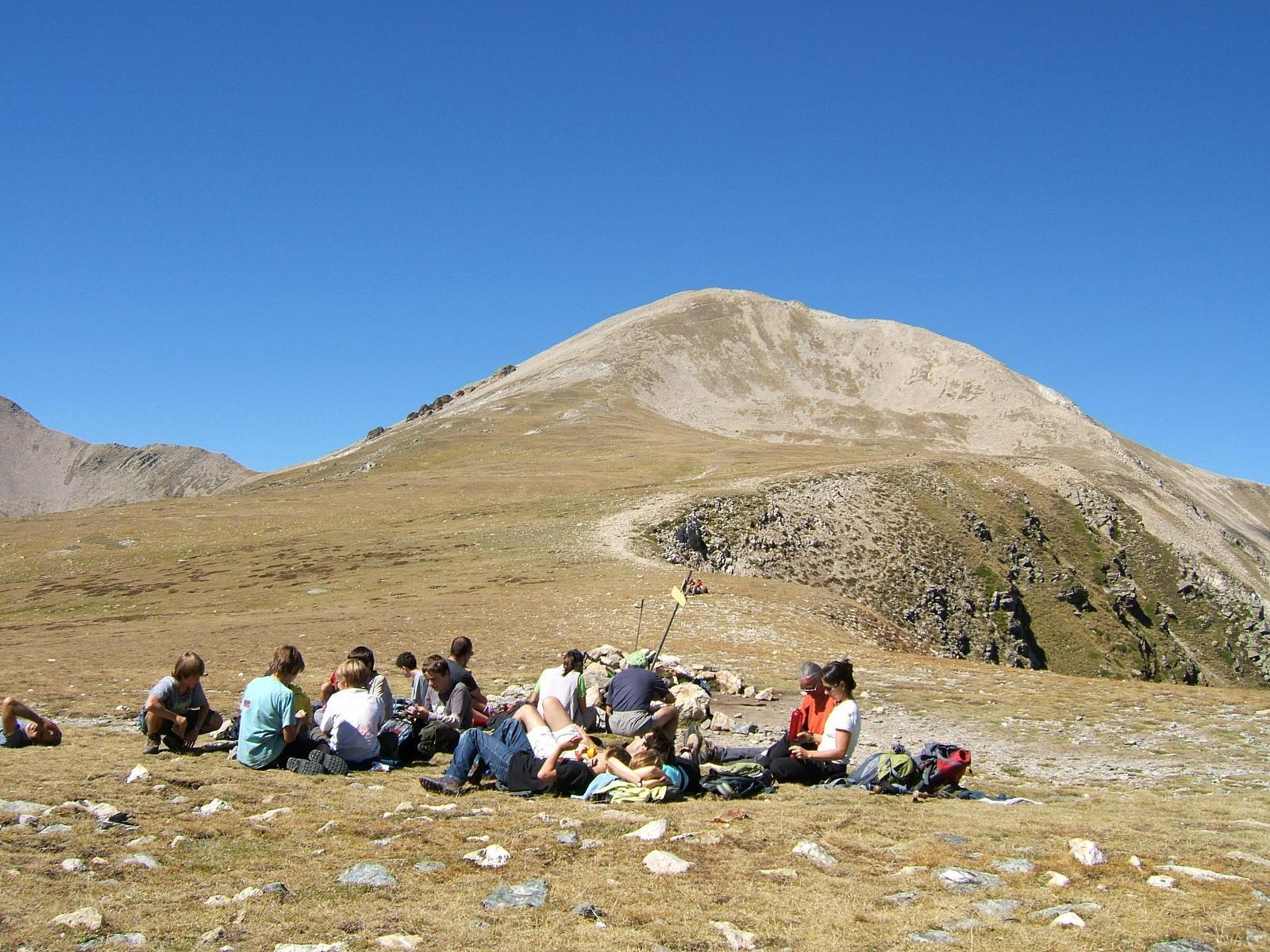 Coll de la Marrana amb el pic de Bastiments al fons. FOTO: Catalunya-Palau Robert