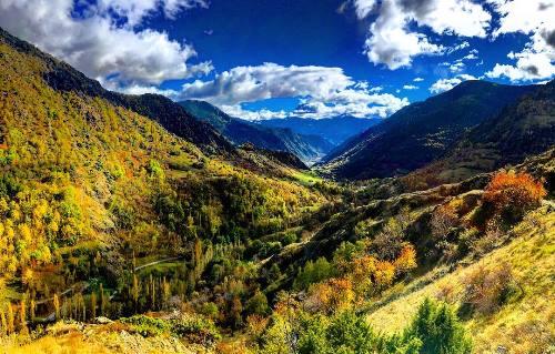 Los paisajes de Cataluña cambian de colores en otoño