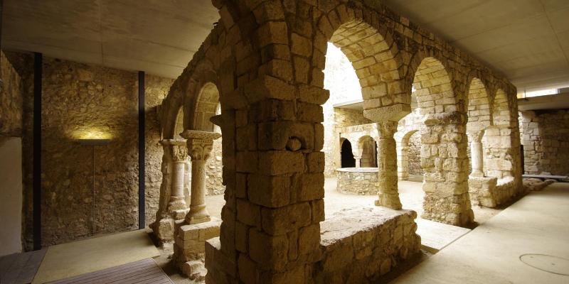 Sant Sebastià dels Gorgs, claustre del monestir. FOTO: Catalunya-Palau Robert