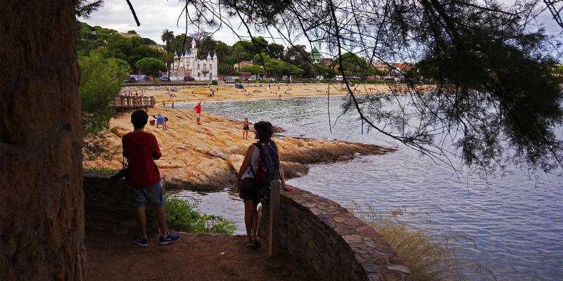 La Caleta i Sant Pol. FOTO: Catalunya-Palau Robert La Caleta i Sant Pol. FOTO: Catalunya-Palau Robert