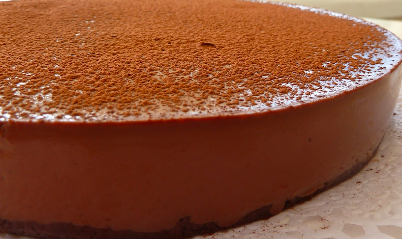 Pastís de xocolata i avellanes