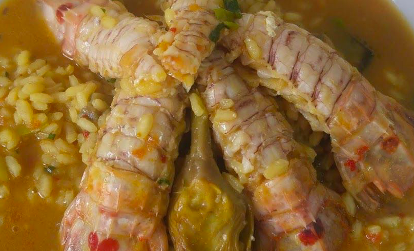 Arròs caldós con galeras