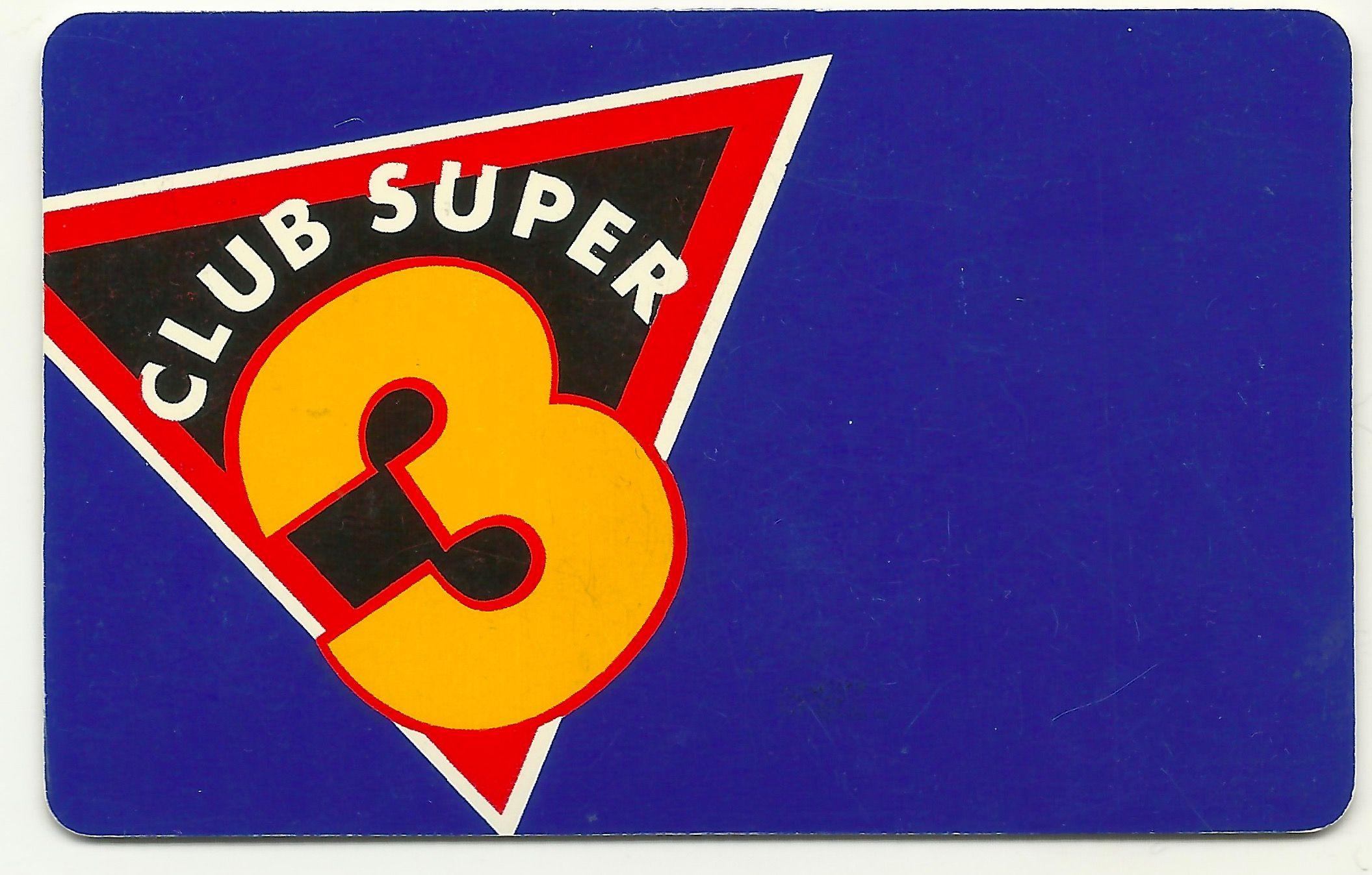 Així era el carnet dels supers l'any 1996