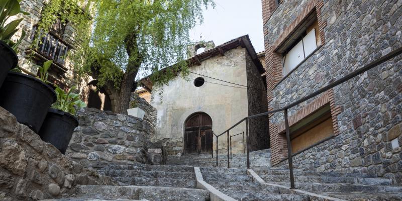 Pujada al Palau dels Barons de Pinós. FOTO: Anna E. Puig Pujada al Palau dels Barons de Pinós. FOTO: Anna E. Puig