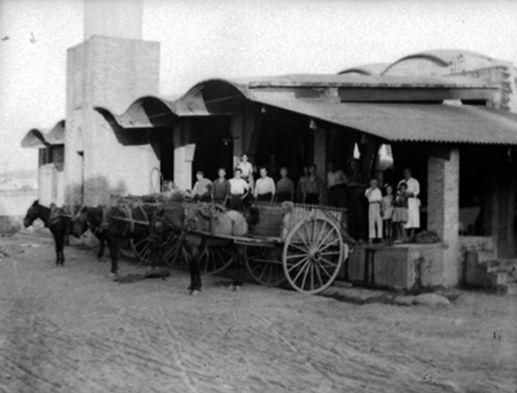 Imatge de la zona del Celler on descarregaven el raïm FOTO Arxiu del TOT Sant Cugat