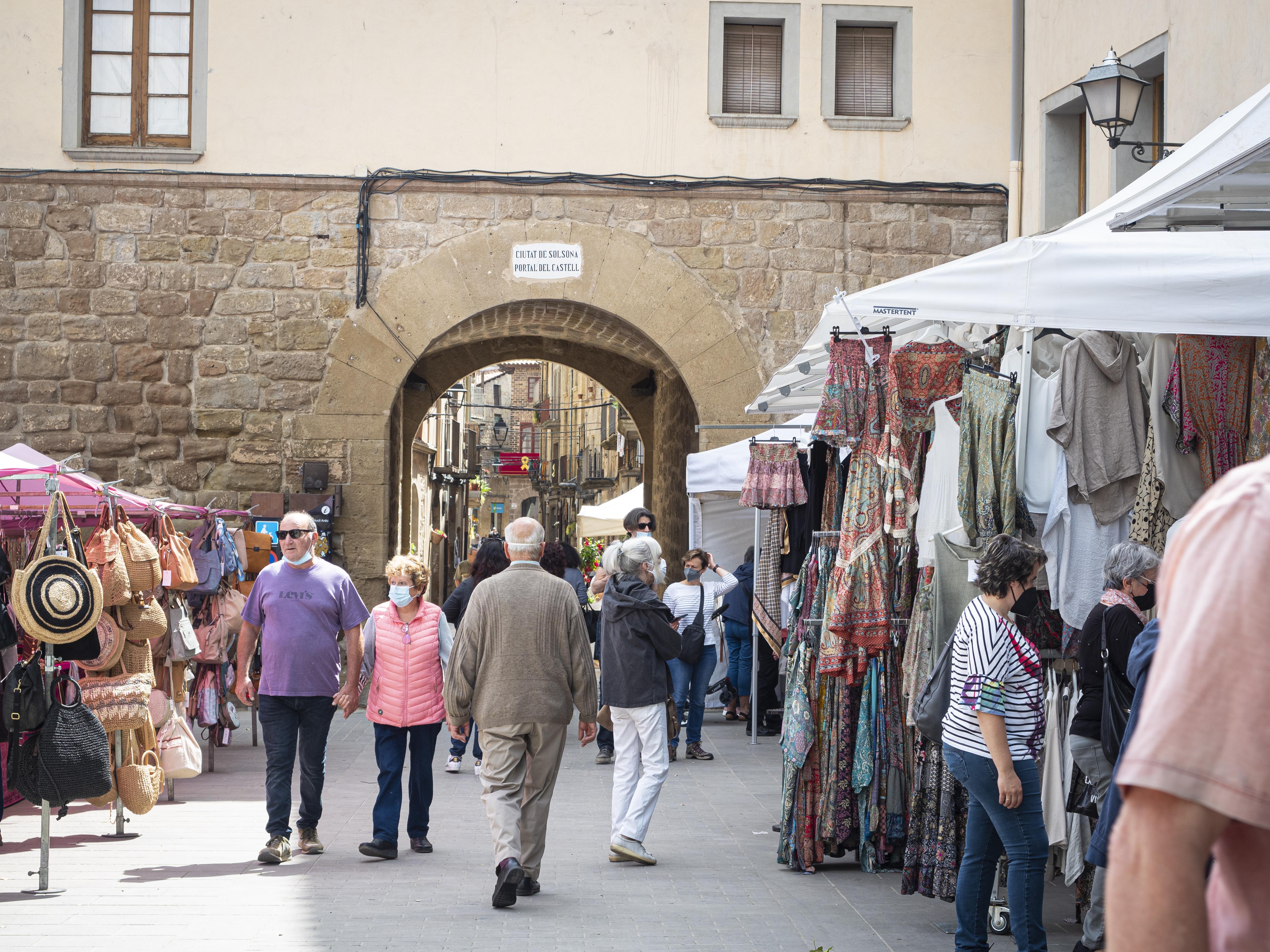 El Portal del Castell, un dels tres portals que es conserven de la ciutat emmurallada. FOTO: Anna E. Puig