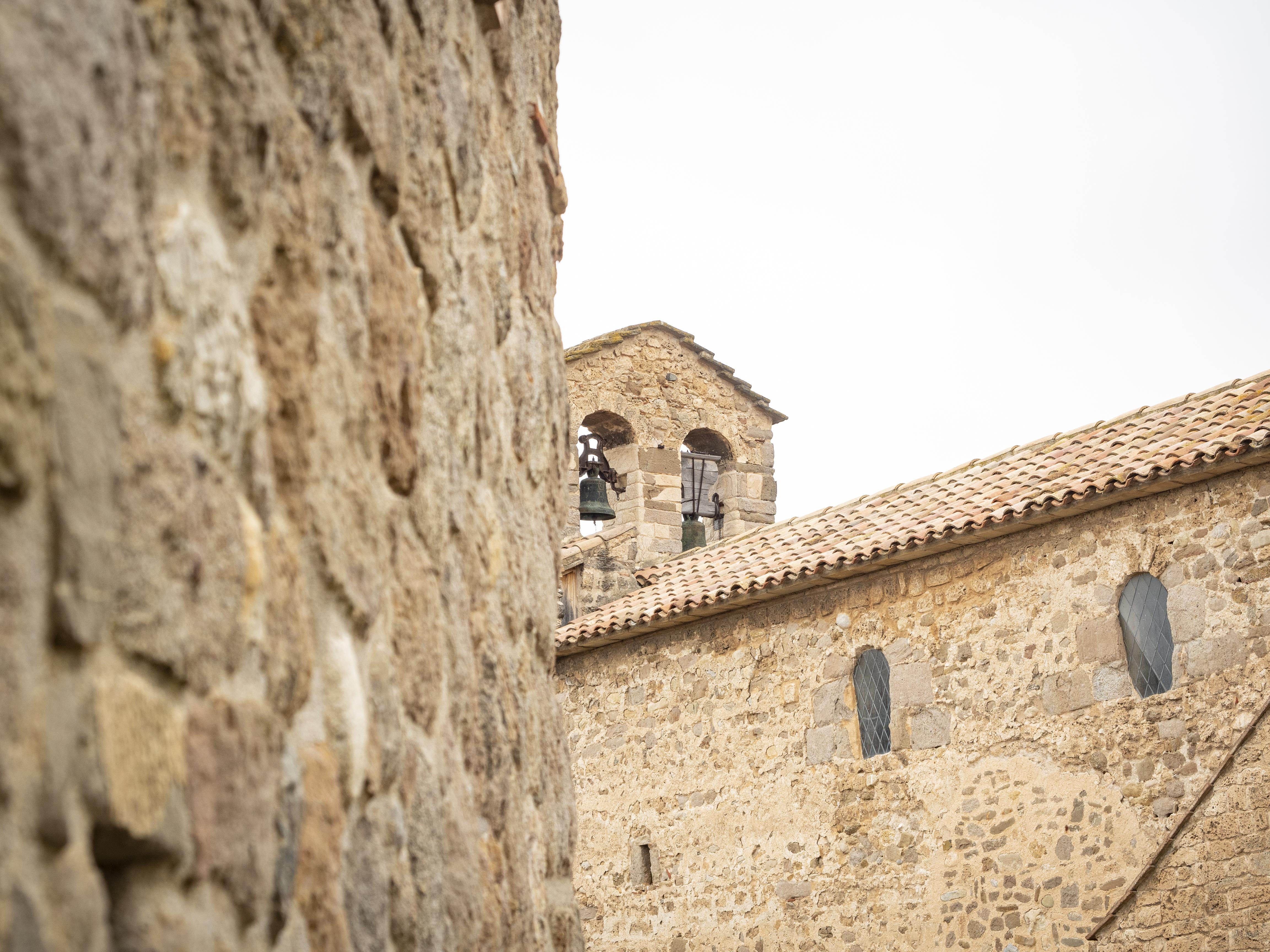 Vista del campanar de Sant Vicenç d'Obiols. FOTO: Anna E. Puig