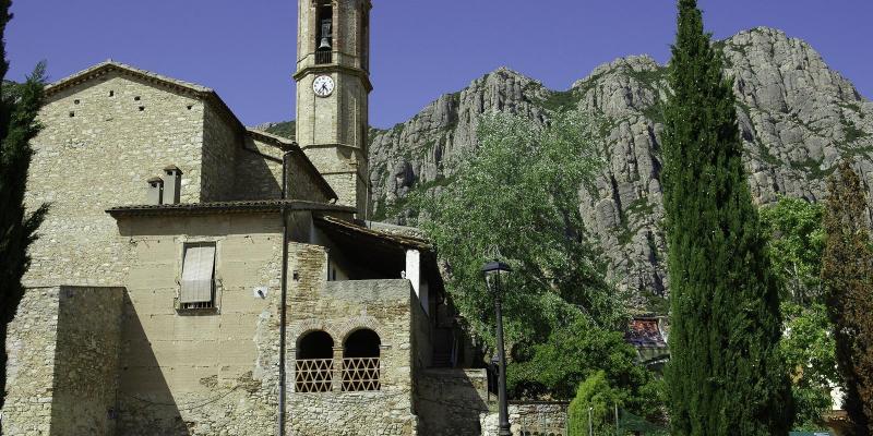 Collbató. Església parroquial de Sant Corneli. FOTO: Catalunya-Palau Robert