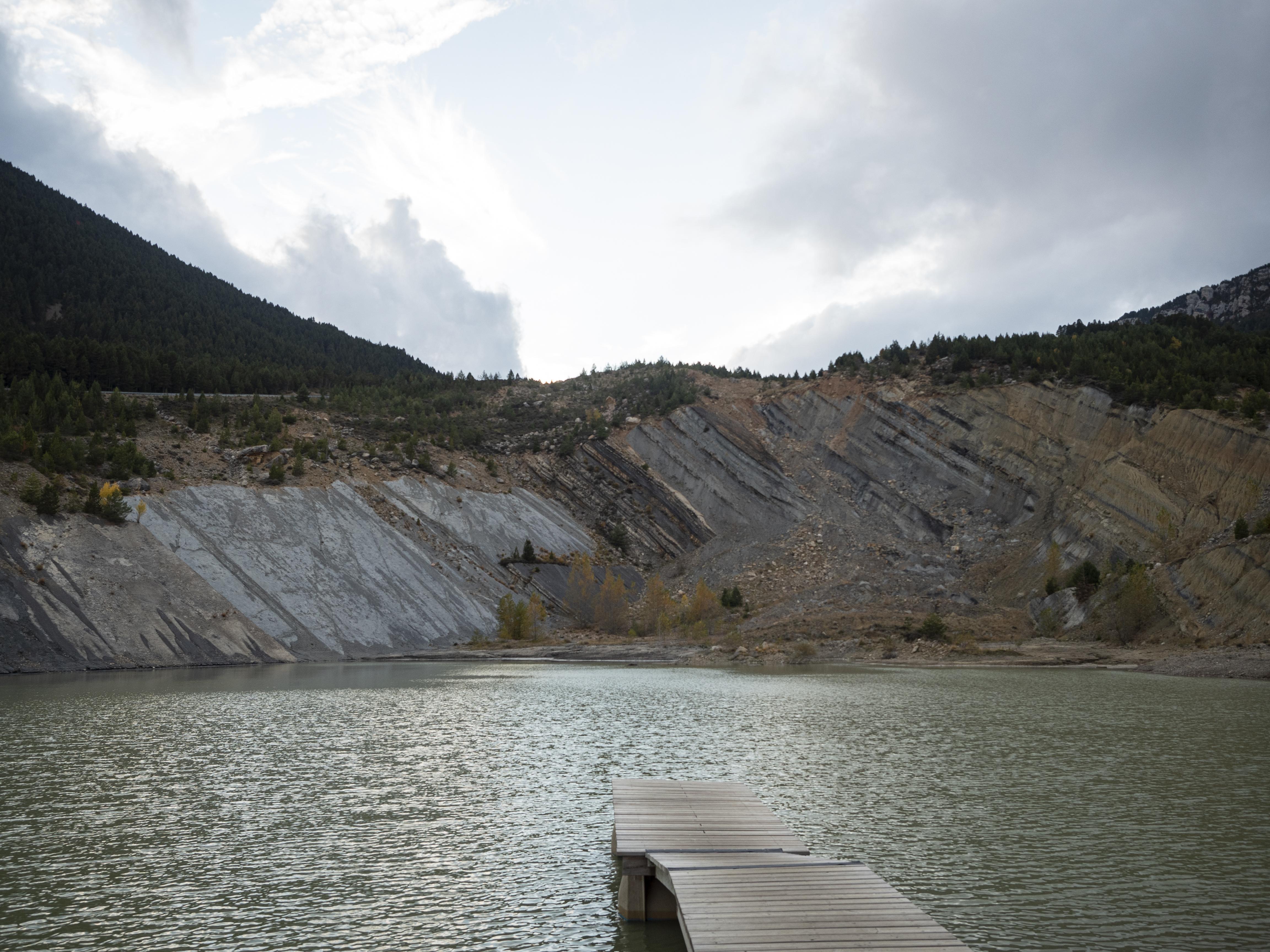 El llac de Tumí, un llac artificial com a conseqüència de l'activitat minera de la zona. FOTO: Anna E. Puig