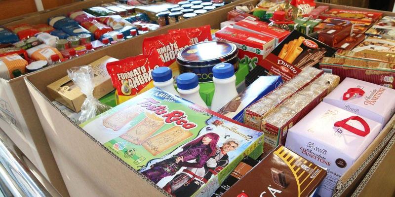Gran recapte d'aliments FOTO Lali Álvarez TOT Sant Cugat Gran recapte d'aliments FOTO Lali Álvarez TOT Sant Cugat