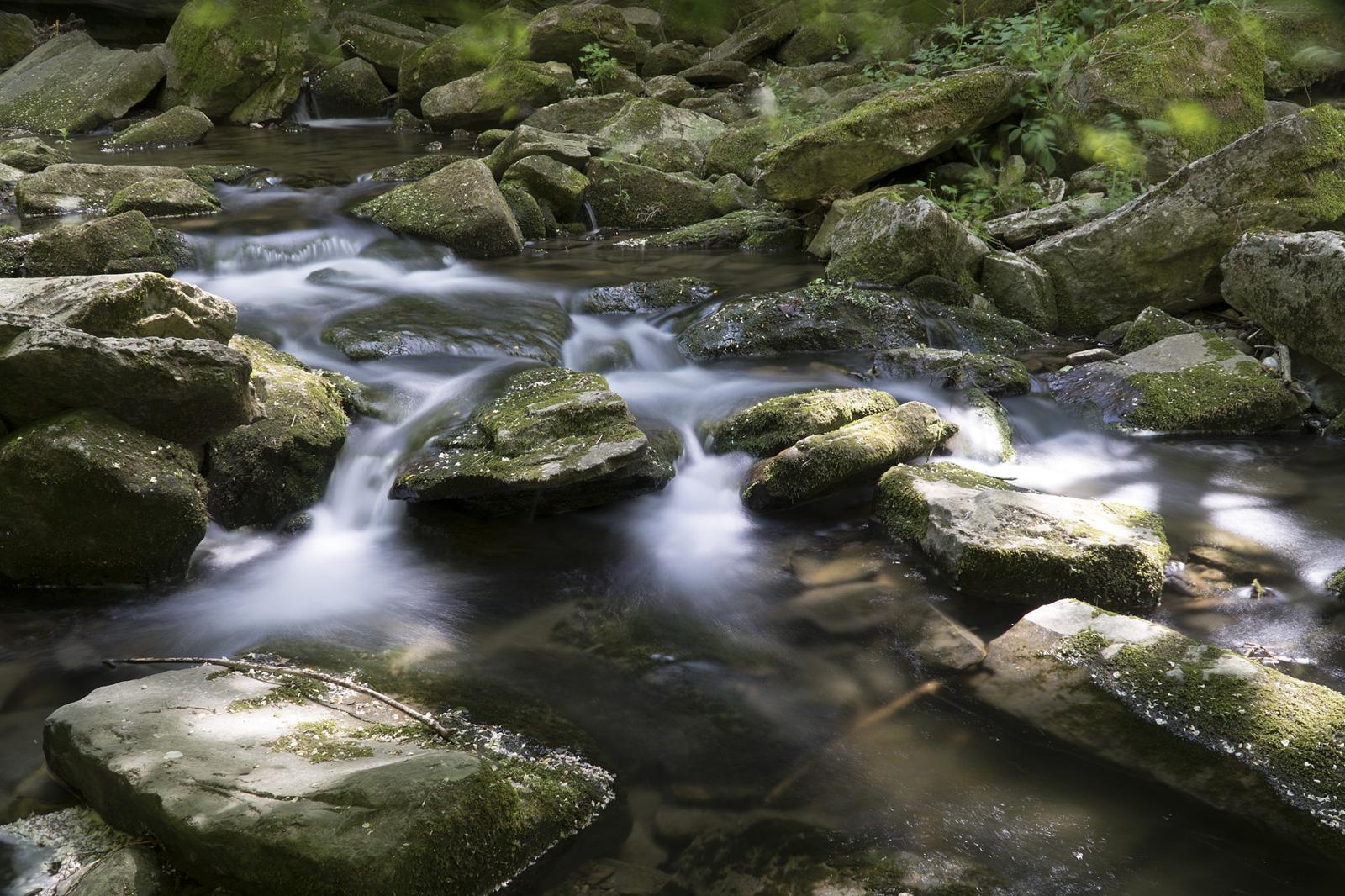 L'Esquirol. Riera de las Gorgues antes del gorg de Saborell. FOTO: Catalunya - Palacio Robert