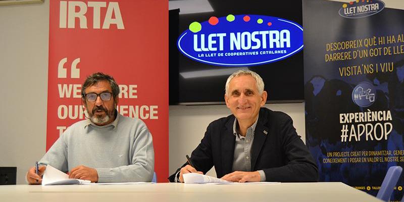 Signatura del conveni entre IRTA i Llet Nostra. Autor: Llet Nostra