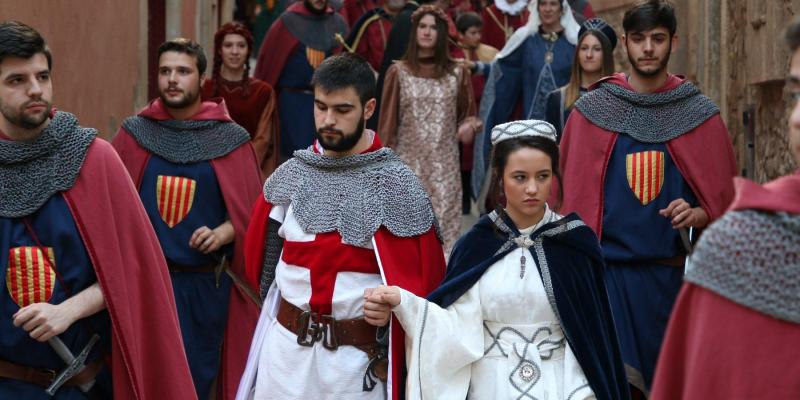 Cada any, Montblanc celebra la Setmana Medieval recordant la llegenda de Sant Jordi