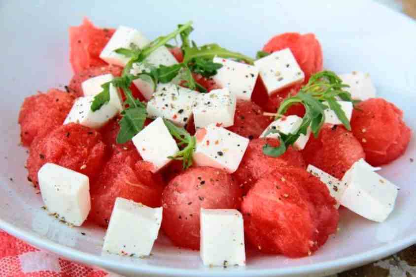 Amanida de síndria amb formatge feta