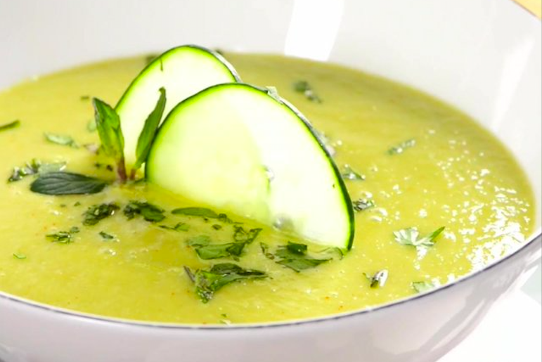 Crema freda de cogombre i alvocat