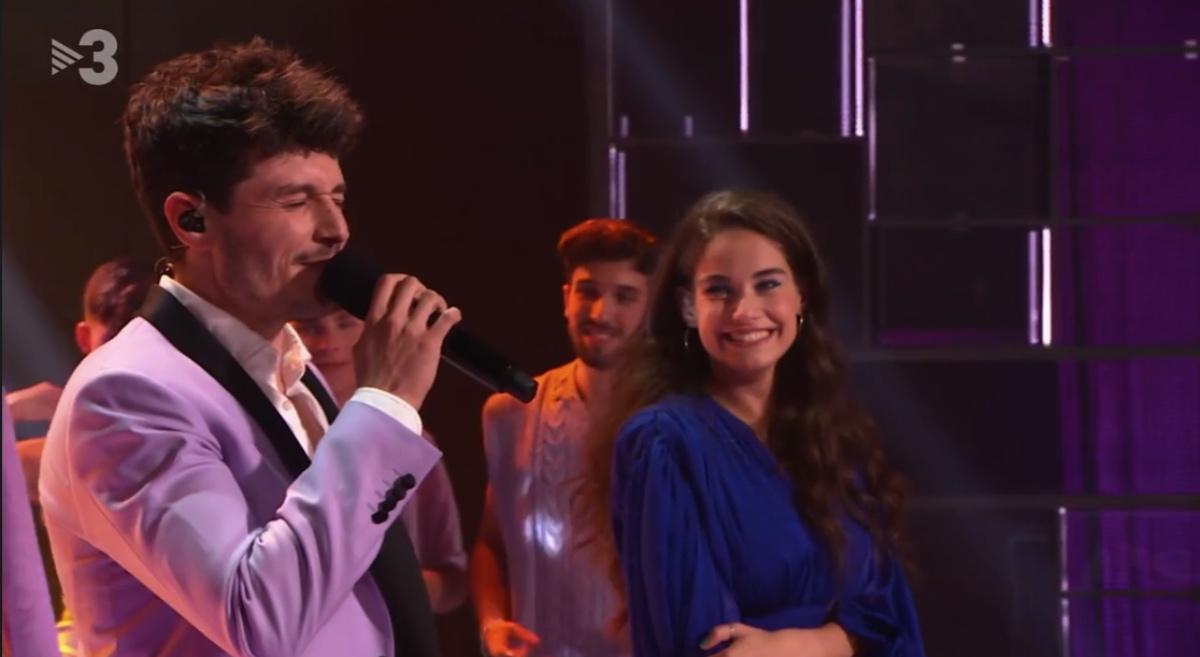 Moment de l'estrena de 'Llums de Mitjanit' a l'última gala d'Eufòria Moment de l'estrena de 'Llums de Mitjanit' a l'última gala d'Eufòria