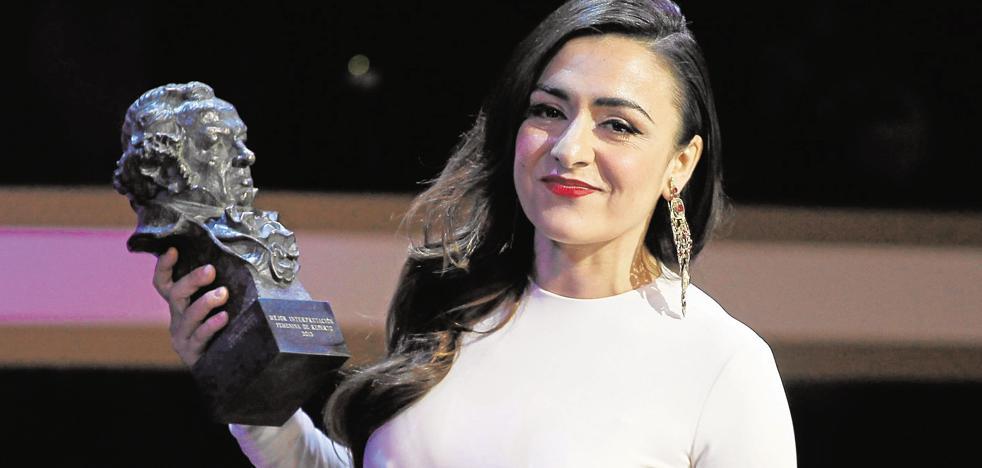 Candela Peña rebent el Goya