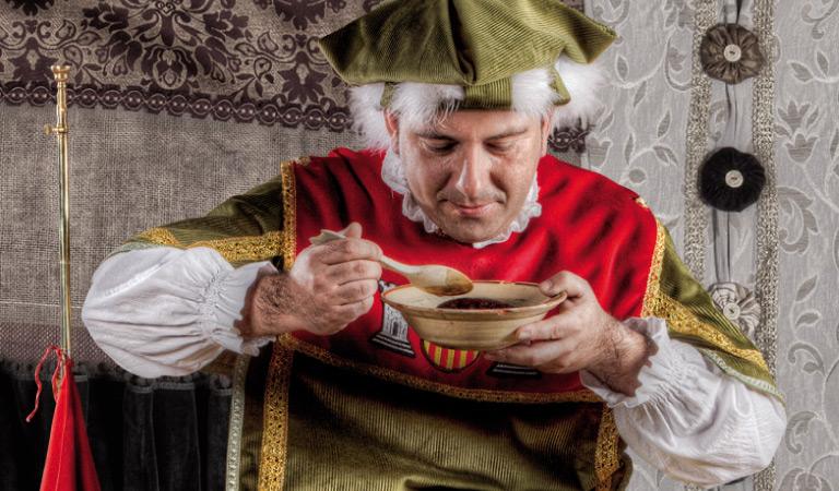 La festa arriba a tots els racons i àmbits de la ciutat, també a la gastronomia FOTO Tortosa Turisme