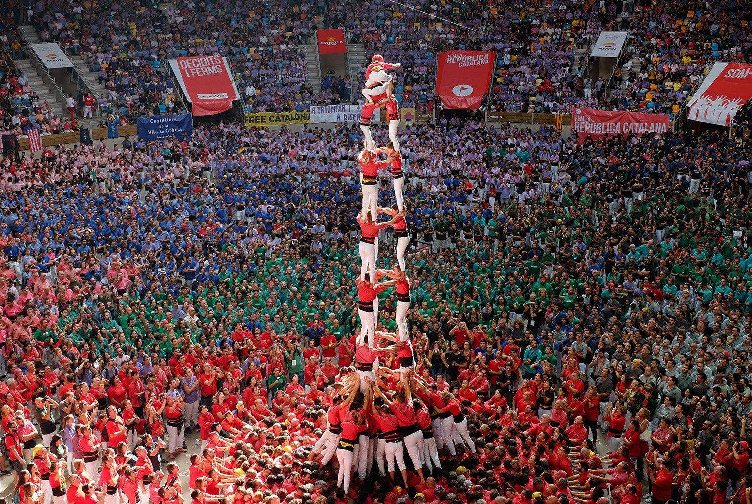 Torna Lespectacle Casteller Més Gran Del Món