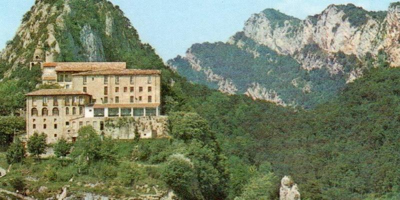 Santuari de la Mare de Déu de Queralt Catalonia Sacra Santuari de la Mare de Déu de Queralt Catalonia Sacra