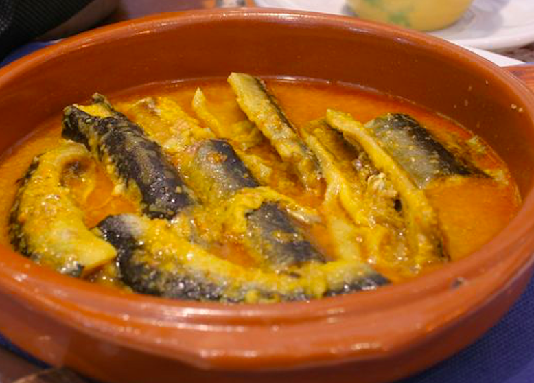 Anguiles amb suc Anguiles amb suc