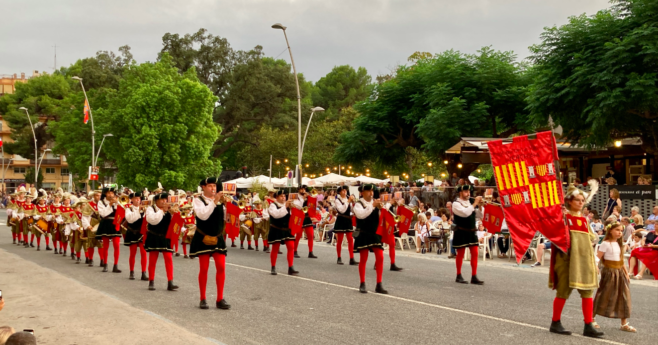 Desfilada de la XXVI Festa del Renaixement de Tortosa 26. FOTO: Catalunya M'agrada
