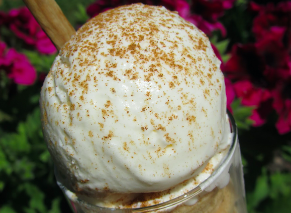 Gelat de llet merengada Gelat de llet merengada