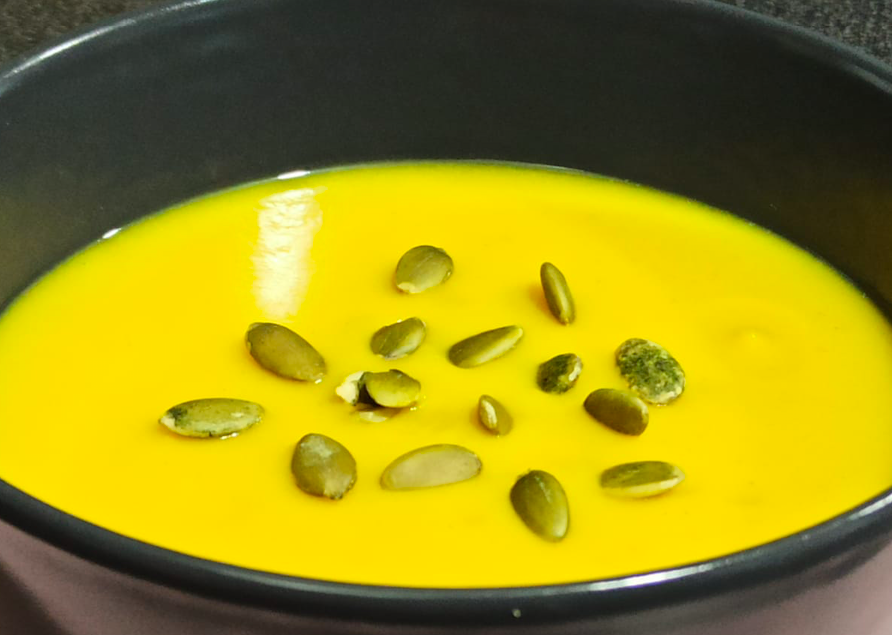 Crema de carbassa al curry Crema de carbassa al curry