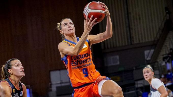 Queralt Casas Carreras El Desmarque