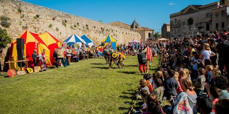 Fira Medieval Fantàstica a Banyoles FOTO Turisme Pla de l'estany Fira Medieval Fantàstica a Banyoles FOTO Turisme Pla de l'estany
