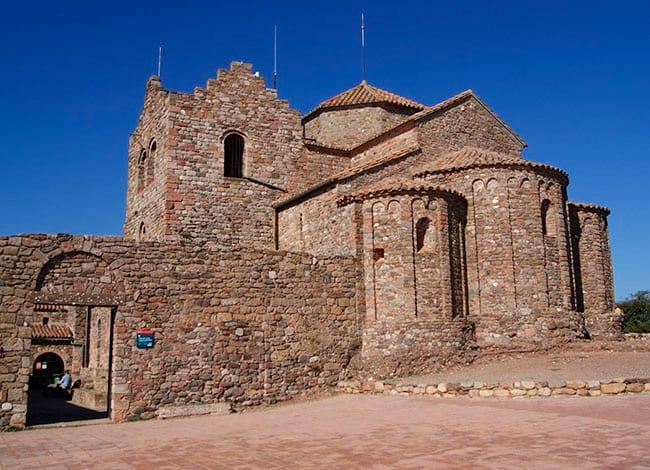 El segon Monestir a del recorregut és el de Sant Llorenç del Munt El segon Monestir a del recorregut és el de Sant Llorenç del Munt
