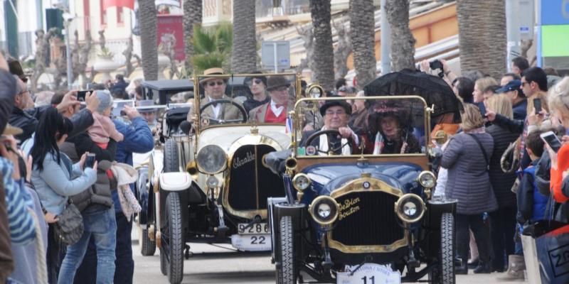 Rally internacional de coches de época Barcelona Sitges FOTO Turisme Sitges Rally internacional de coches de época Barcelona Sitges FOTO Turisme Sitges